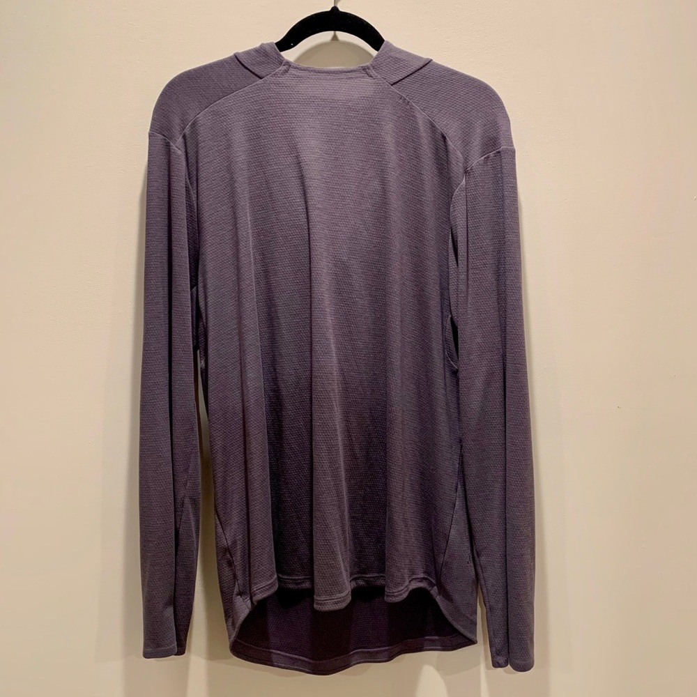lululemon men’s large purple pullover hoodie